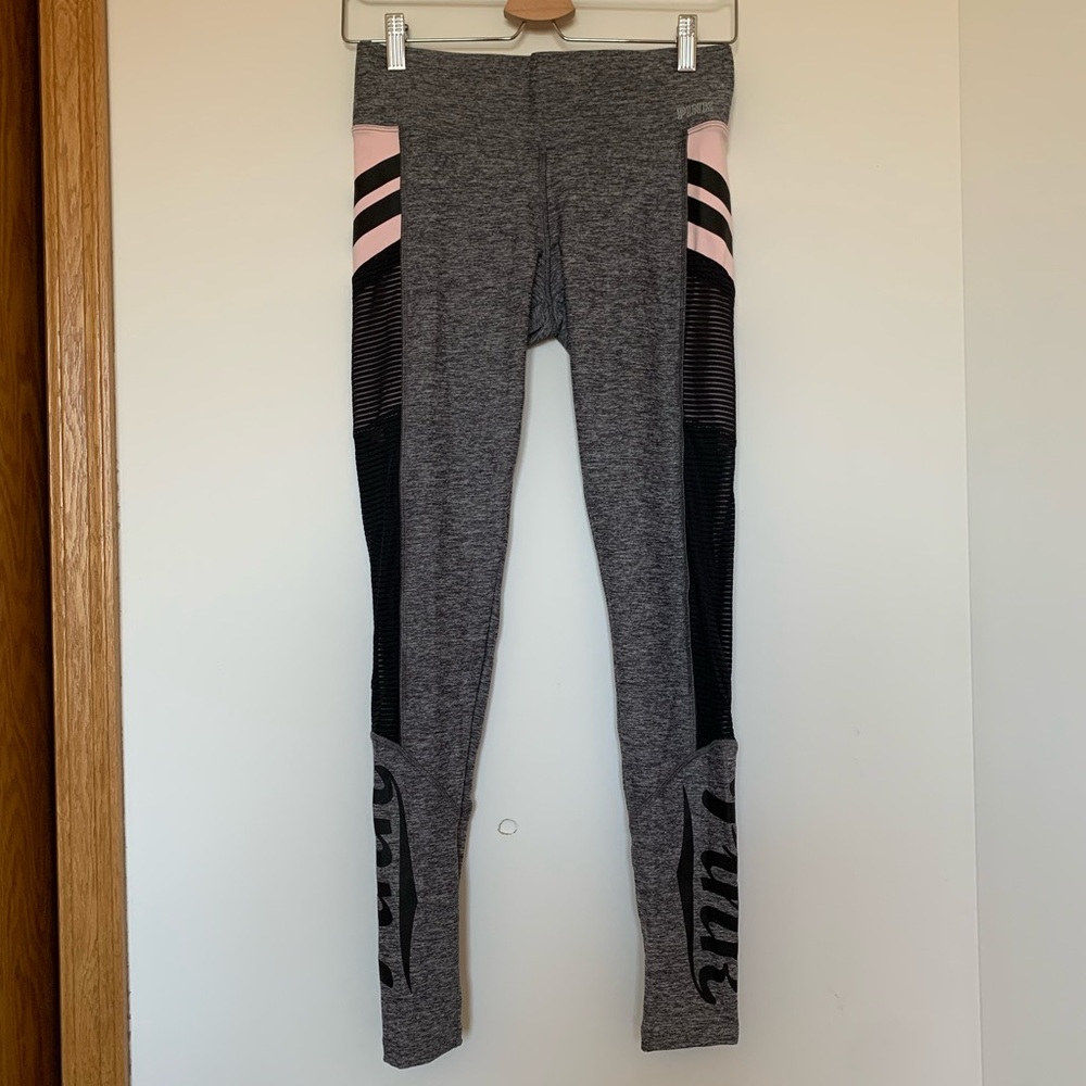 NWOT PINK Ultimate Leggings w/ Pockets + Mesh